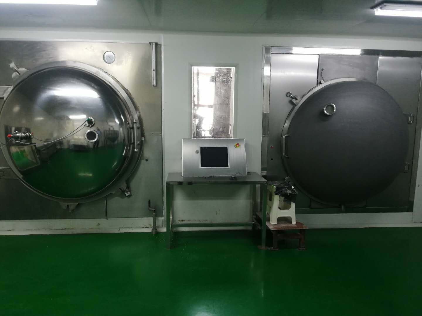 微波真空干燥機